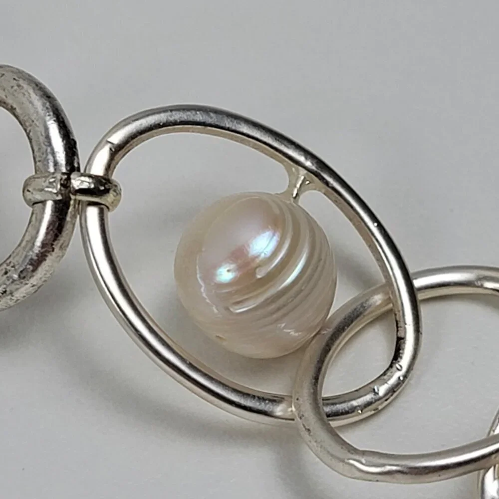 Karine Sultan Floating Pearl Necklace Silver-Tone Geometric Link 19 Inch Toggle